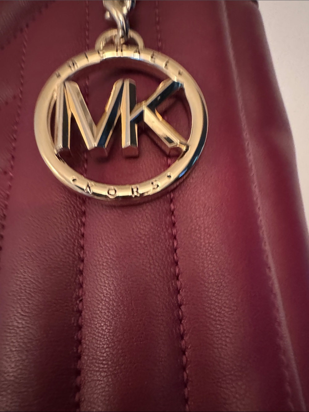 Michael Kors Wine Quilted Chain-Handle Shoulder Bag - Picture 3 of 11